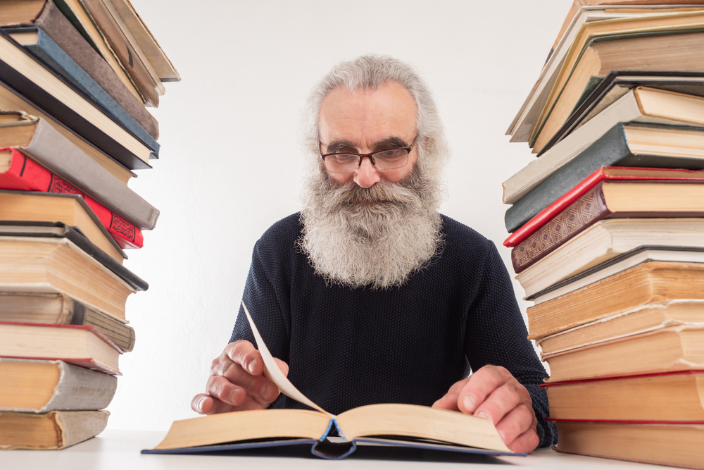 Italy’s oldest college graduate shatters educational stereotypes